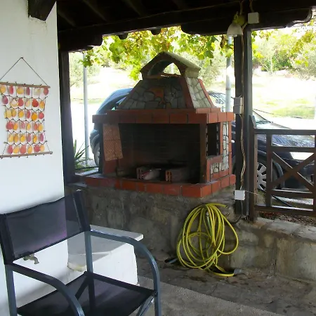 Elli's House